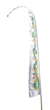 Charger l&#39;image dans la galerie, Drachenfahnen-Stoff DRAGON mit herzförmiger Spitze, Farbe weiss
