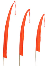 Load image into Gallery viewer, Balifahnen Stoff SANUR mit herzförmiger Spitze, Balifahne, Bali Flag, Gartenfahnen orange
