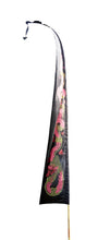 Load image into Gallery viewer, Drachenfahnen-Stoff DRAGON mit herzförmiger Spitze, Farbe schwarz
